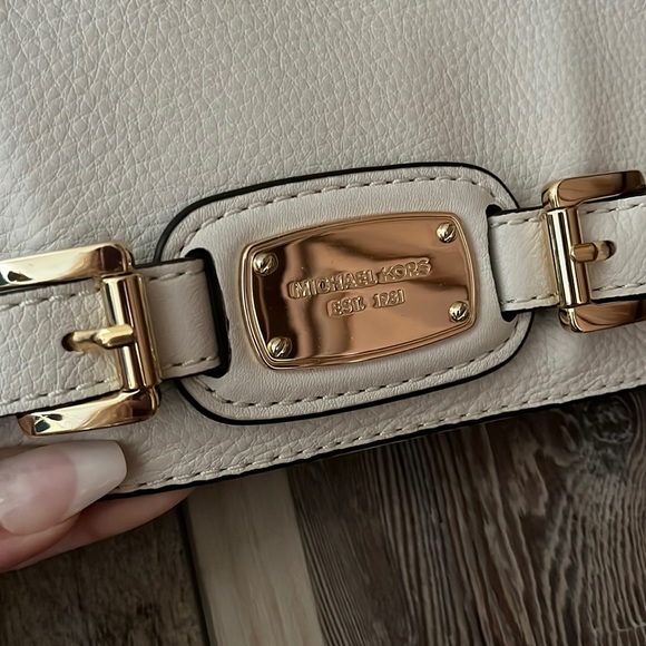 MICHAEL KORS BROWN HAMILTON SMALL FLAP MONOGRAM GOLD CHAIN SHOULDER BAG - Picture 8 of 8